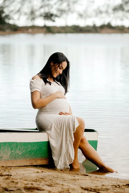 How can pregnant women with thyroid disorders ensure a healthy pregnancy?
